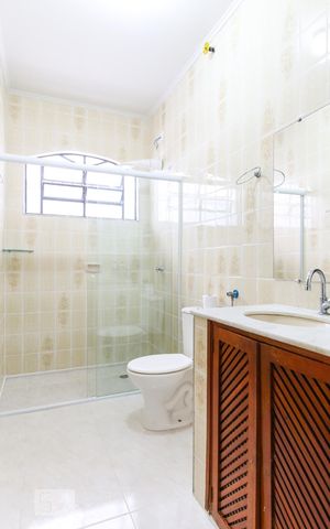 Casa para alugar com 379m², 4 quartos e 3 vagasBanheiro Social