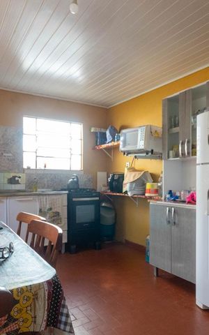Casa à venda com 60m², 2 quartos e 1 vaga Casa à venda com 60m², 2 quartos e 1 vagaCozinha