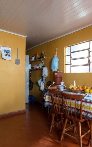 Casa à venda com 60m², 2 quartos e 1 vaga Casa à venda com 60m², 2 quartos e 1 vagaCozinha