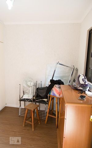 Casa à venda com 260m², 3 quartos e 3 vagas Casa à venda com 260m², 3 quartos e 3 vagasQuarto de Serviço