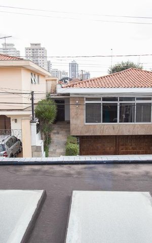 Casa à venda com 260m², 3 quartos e 3 vagas Casa à venda com 260m², 3 quartos e 3 vagasVista do Quarto 1