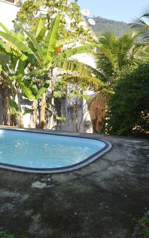 Casa à venda com 507m², 6 quartos e 2 vagasPiscina