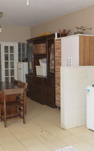 Casa à venda com 507m², 6 quartos e 2 vagasÁrea de Serviço