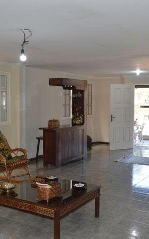 Casa à venda com 507m², 6 quartos e 2 vagasSala