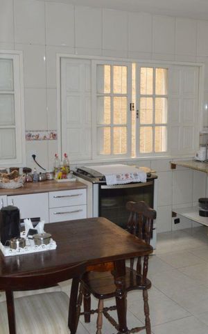 Casa à venda com 507m², 6 quartos e 2 vagasCozinha