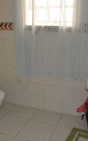 Casa à venda com 507m², 6 quartos e 2 vagasBanheiro da Suíte 4