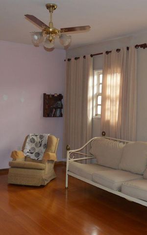 Casa à venda com 507m², 6 quartos e 2 vagasQuarto 4 - Suíte