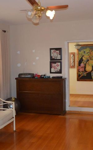 Casa à venda com 507m², 6 quartos e 2 vagasQuarto 4 - Suíte