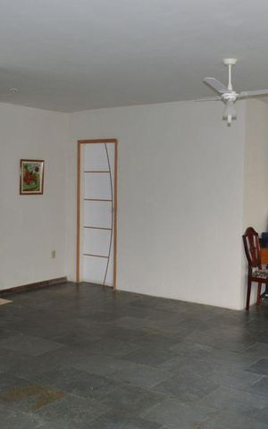 Casa à venda com 507m², 6 quartos e 2 vagasSalão de jogos
