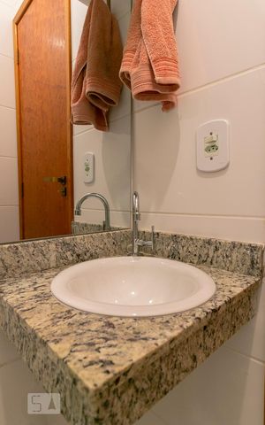 Apartamento à venda com 40m², 1 quarto e sem vagaBanheiro - Pia