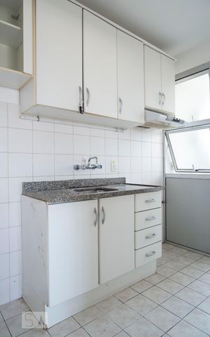 Apartamento à venda com 73m², 2 quartos e 1 vagaCozinha 