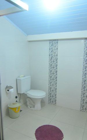 Casa para alugar com 257m², 5 quartos e 5 vagasBanheiro Suíte 2