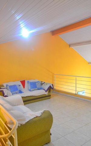 Casa para alugar com 257m², 5 quartos e 5 vagasSala de leitura