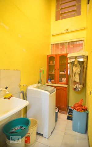 Casa para alugar com 257m², 5 quartos e 5 vagasÁrea de serviço