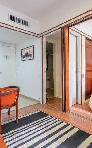 Studio para alugar com 28m², 1 quarto e 1 vaga Studio para alugar com 28m², 1 quarto e 1 vagaSala