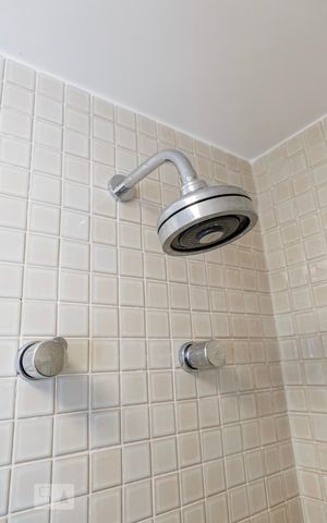 Apartamento para alugar com 32m², 1 quarto e 1 vaga Apartamento para alugar com 32m², 1 quarto e 1 vagaChuveiro