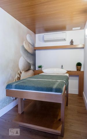 Apartamento para alugar com 32m², 1 quarto e 1 vaga Apartamento para alugar com 32m², 1 quarto e 1 vagaSala de Massagem