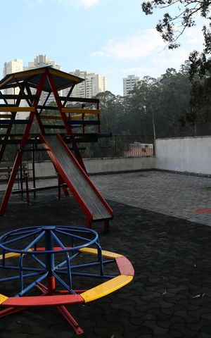 Apartamento à venda com 160m², 4 quartos e 2 vagasÁrea Comum - Playground