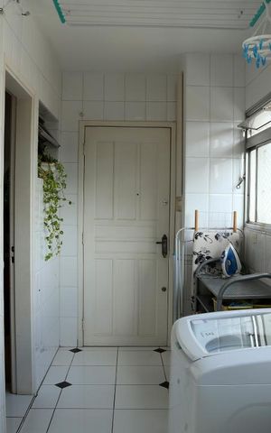 Apartamento à venda com 160m², 4 quartos e 2 vagasÁrea de Serviço