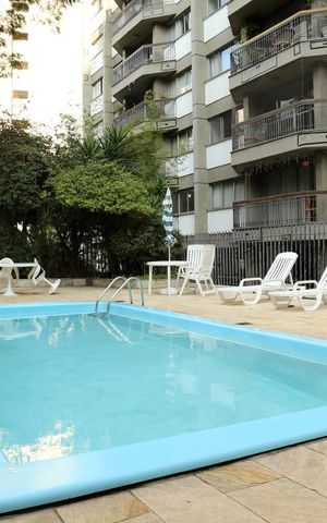 Apartamento à venda com 160m², 4 quartos e 2 vagasÁrea comum - Piscina