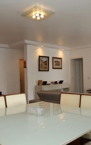 Apartamento à venda com 160m², 4 quartos e 2 vagasSala de Jantar