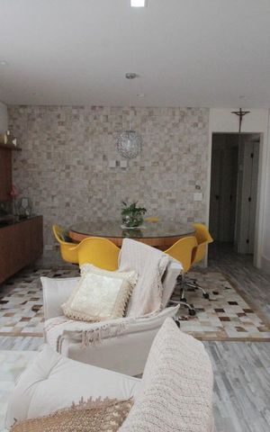 Apartamento à venda com 200m², 3 quartos e 3 vagasSala