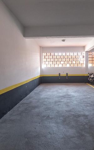 Apartamento à venda com 93m², 2 quartos e 1 vaga Apartamento à venda com 93m², 2 quartos e 1 vagaGaragem