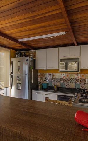 Apartamento à venda com 140m², 2 quartos e 1 vaga Apartamento à venda com 140m², 2 quartos e 1 vagaCozinha