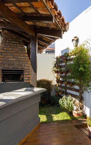 Apartamento à venda com 140m², 2 quartos e 1 vaga Apartamento à venda com 140m², 2 quartos e 1 vagaCobertura