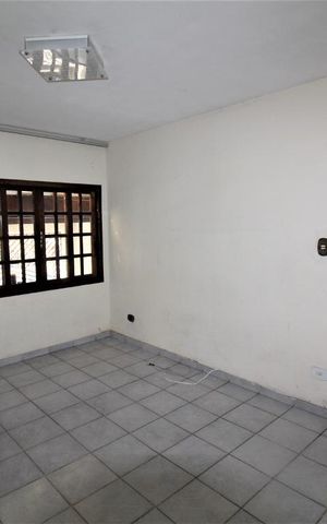 Casa à venda com 160m², 3 quartos e 2 vagasSala