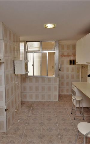 Apartamento à venda com 120m², 3 quartos e sem vagaCozinha