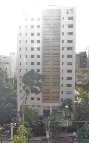 Apartamento para alugar com 306m², 4 quartos e 4 vagasVista da varanda
