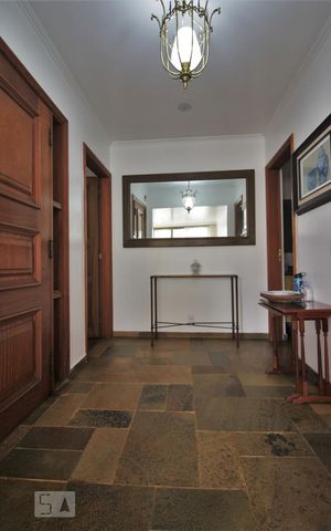 Apartamento para alugar com 306m², 4 quartos e 4 vagasEntrada