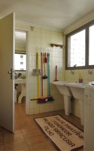 Apartamento para alugar com 306m², 4 quartos e 4 vagasÁrea de Serviço