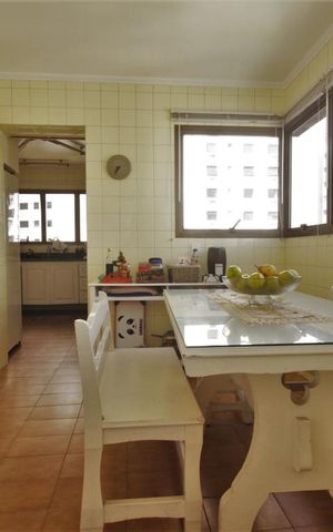 Apartamento para alugar com 306m², 4 quartos e 4 vagasCopa