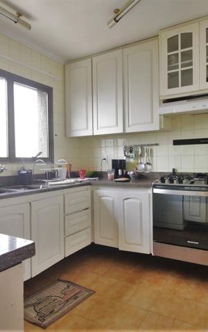 Apartamento para alugar com 306m², 4 quartos e 4 vagasCozinha