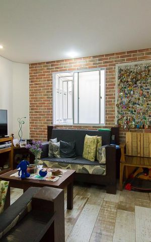 Casa de condomínio à venda com 137m², 3 quartos e 1 vagaSala