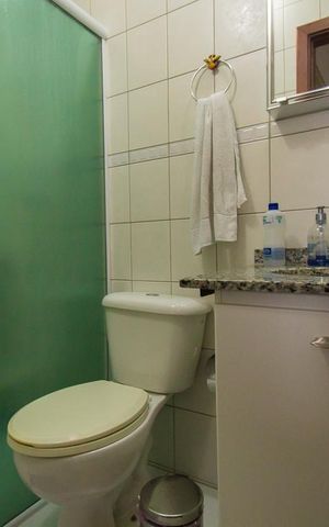 Casa de condomínio à venda com 137m², 3 quartos e 1 vagaBanheiro