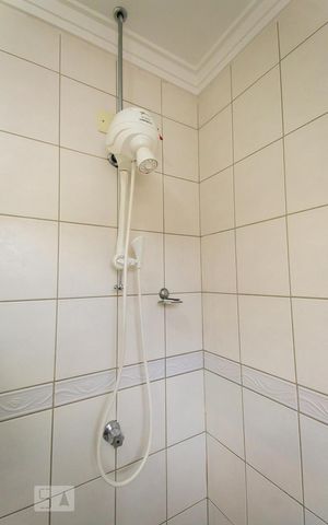 Casa de condomínio à venda com 137m², 3 quartos e 1 vagaBanheiro da Suíte