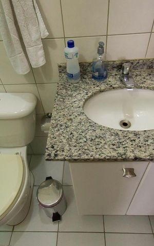 Casa de condomínio à venda com 137m², 3 quartos e 1 vagaBanheiro
