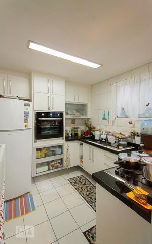 Casa de condomínio à venda com 137m², 3 quartos e 1 vagaCozinha