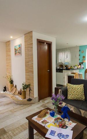 Casa de condomínio à venda com 137m², 3 quartos e 1 vagaSala