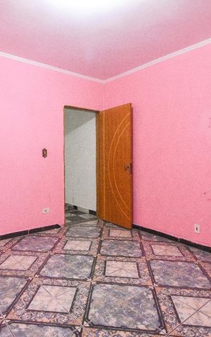 Casa à venda com 175m², 5 quartos e 1 vaga Casa à venda com 175m², 5 quartos e 1 vagaQuarto 1
