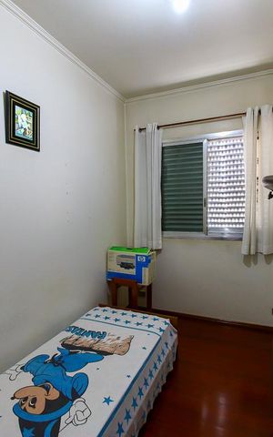 Casa à venda com 200m², 5 quartos e 3 vagas Casa à venda com 200m², 5 quartos e 3 vagasQuarto 2