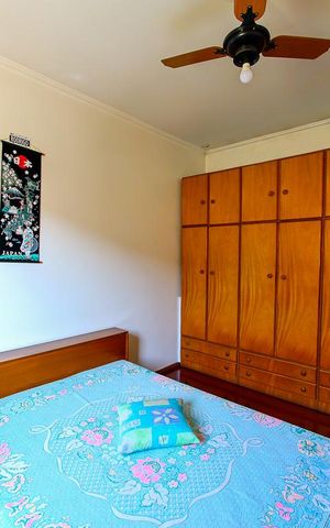 Casa à venda com 200m², 5 quartos e 3 vagas Casa à venda com 200m², 5 quartos e 3 vagasQuarto 1
