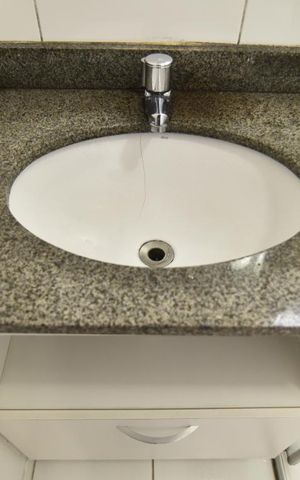 Apartamento para alugar com 70m², 3 quartos e 1 vagaBanheiro - gabinete e pia