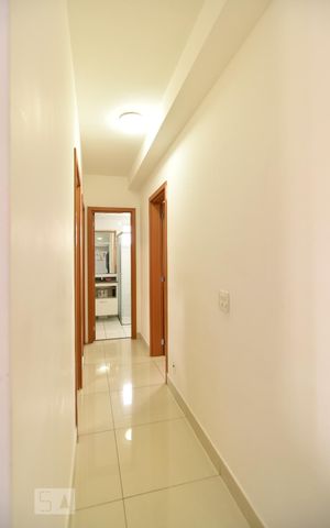 Apartamento para alugar com 70m², 3 quartos e 1 vagaCorredor