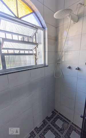 Casa à venda com 189m², 3 quartos e 3 vagas Casa à venda com 189m², 3 quartos e 3 vagasBanheiro Social 1