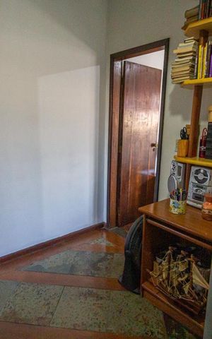 Casa à venda com 189m², 3 quartos e 3 vagas Casa à venda com 189m², 3 quartos e 3 vagasClosed