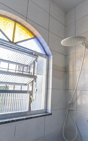Casa à venda com 189m², 3 quartos e 3 vagas Casa à venda com 189m², 3 quartos e 3 vagasBanheiro Social 1